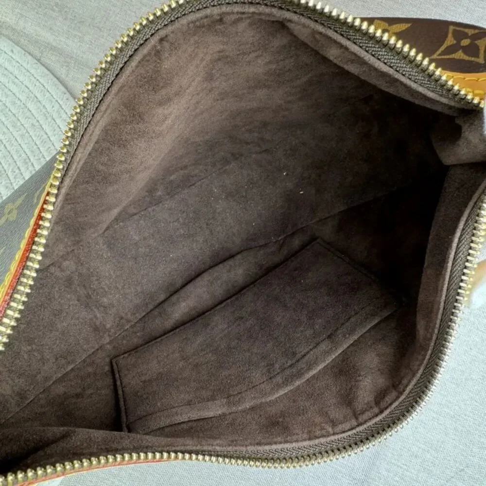 Louis Vuitton Women Pre-Loved Bag Brand New Condition